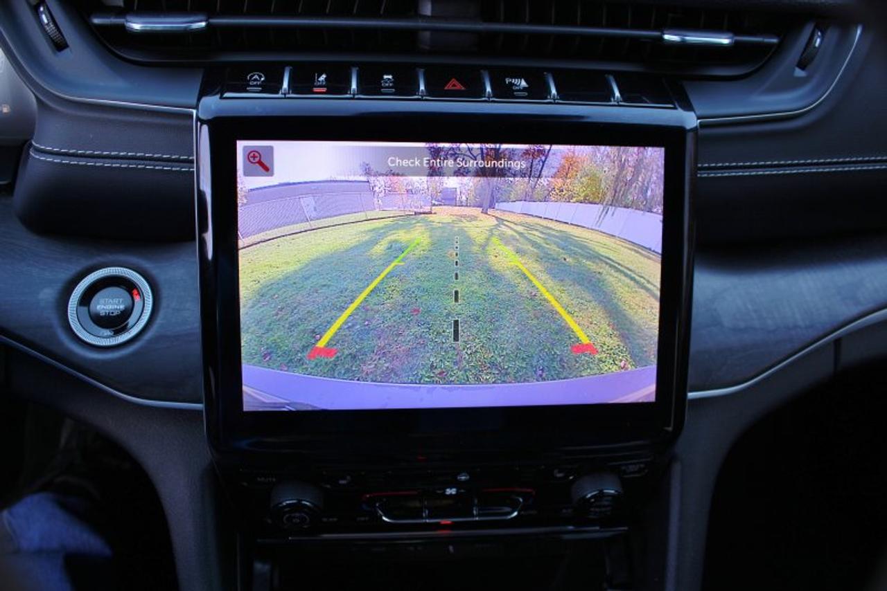 2024 Jeep Grand Cherokee Limited Photo