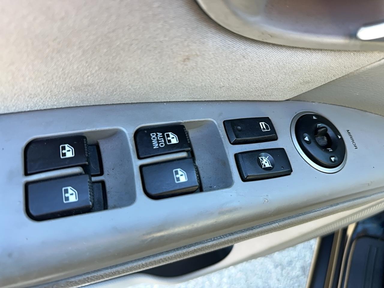 2009 Hyundai Santa Fe GL Photo