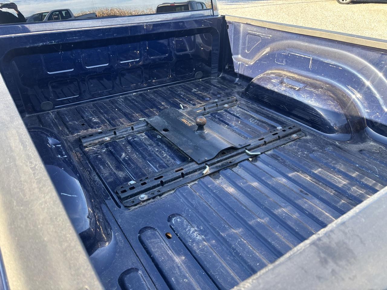 2015 RAM 1500 Tradesman Quad Cab 4WD No Accidents! Hemi! Photo