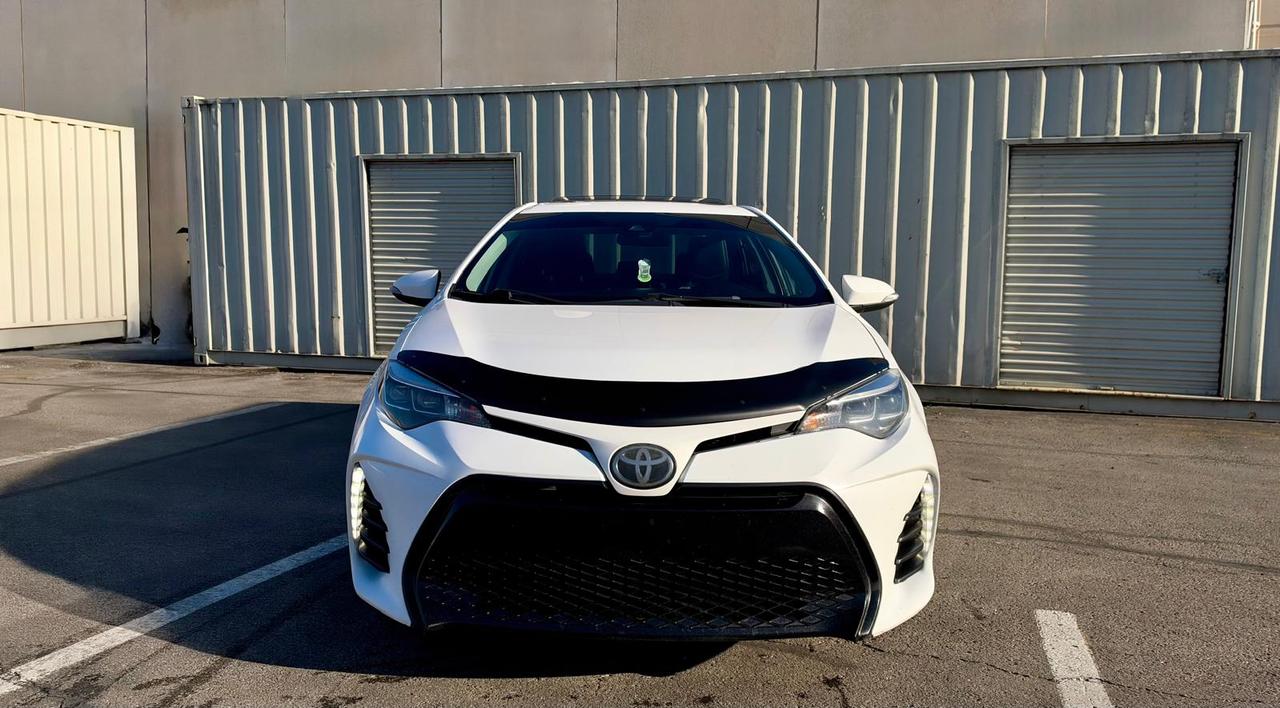 2019 Toyota Corolla SE Photo0