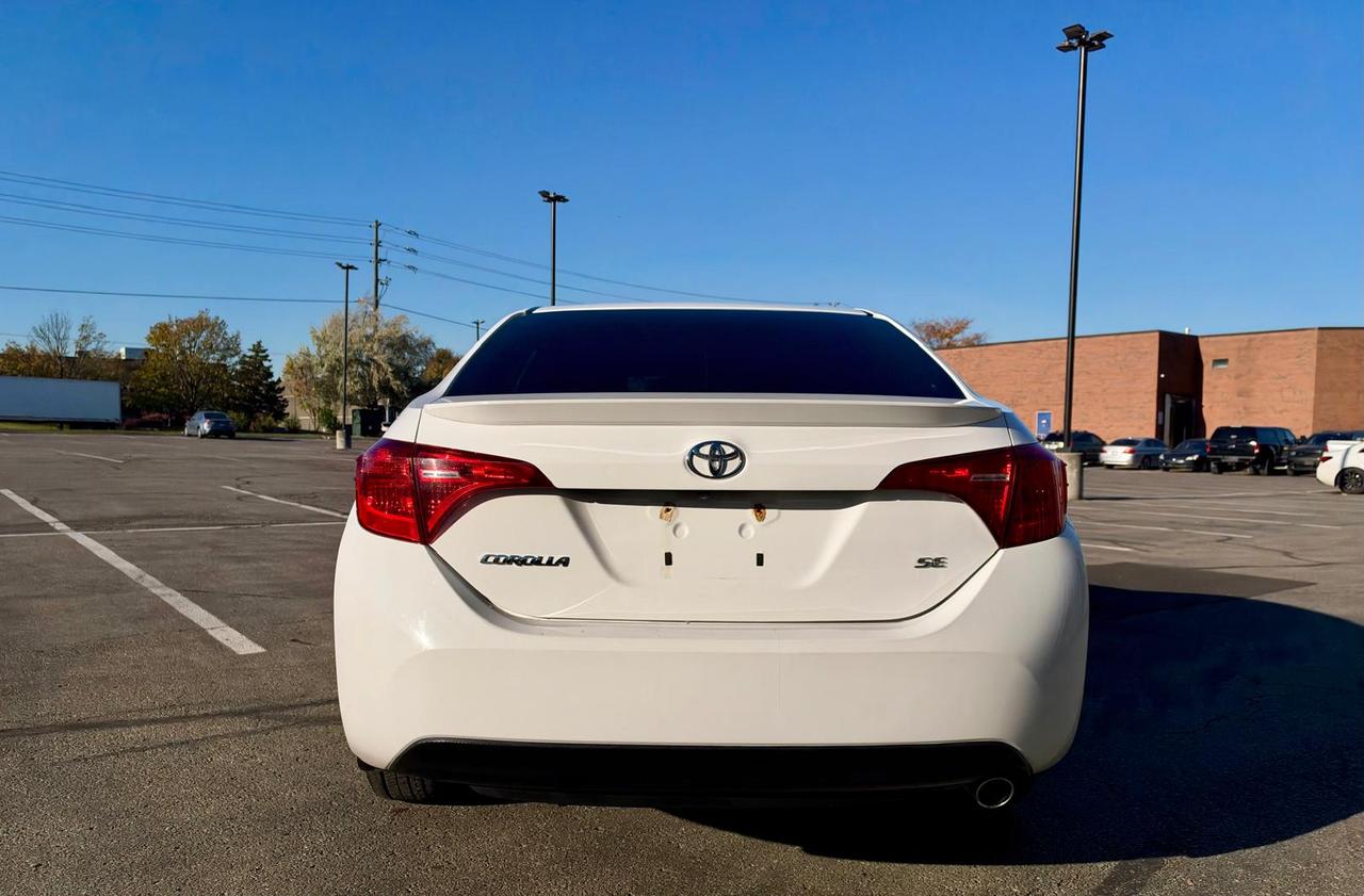 2019 Toyota Corolla SE Photo