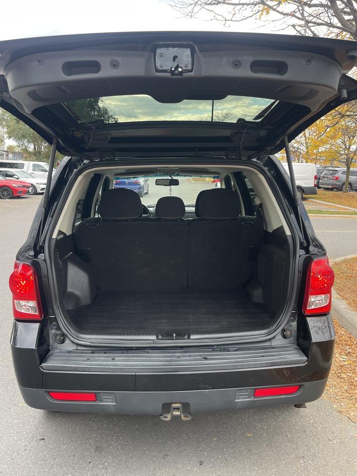 2010 Mazda Tribute GT   4WD  POWER SUNROOF   HEATED LEATHER Photo