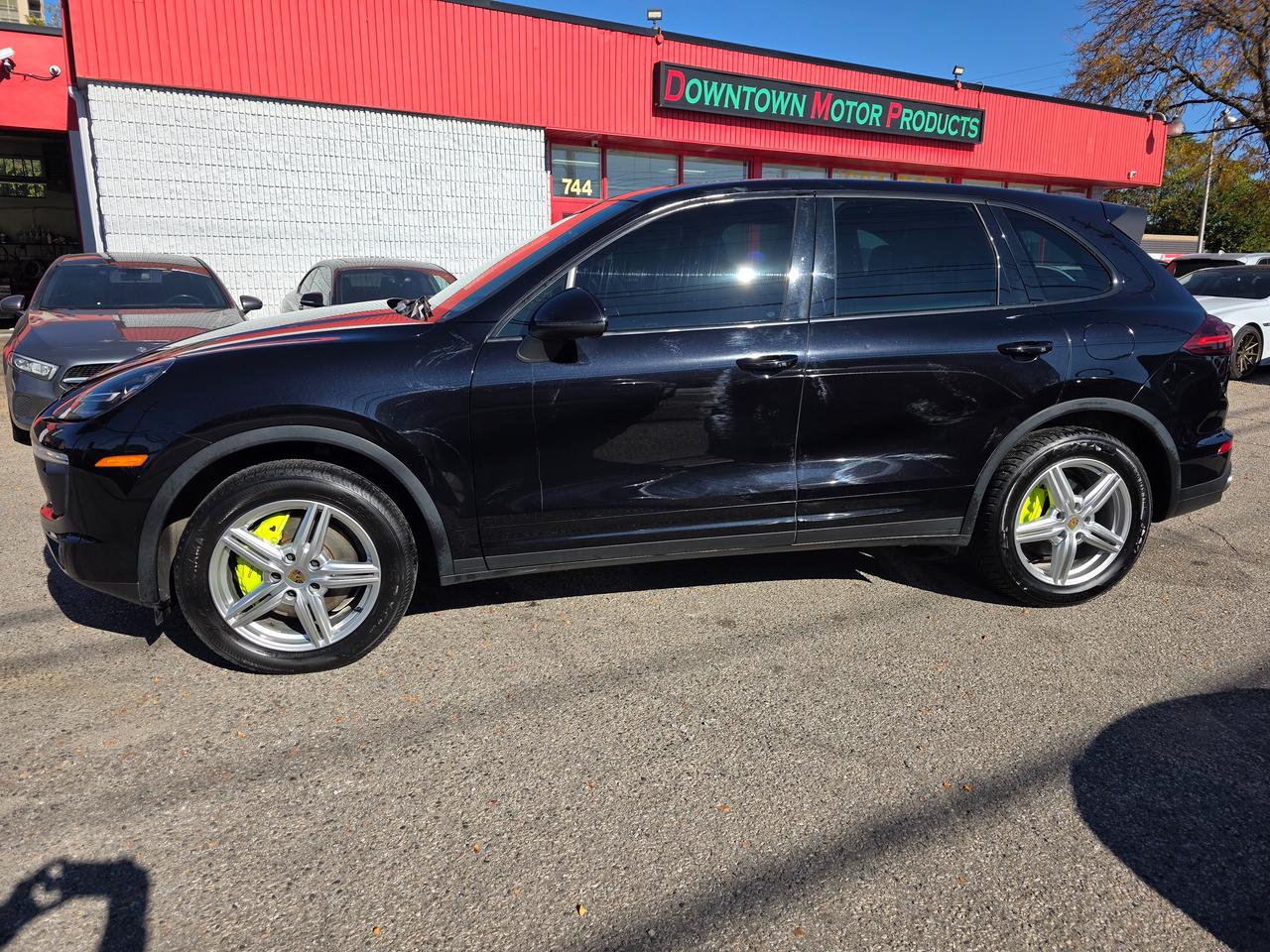 2015 Porsche Cayenne S e-Hybrid AWD Photo2
