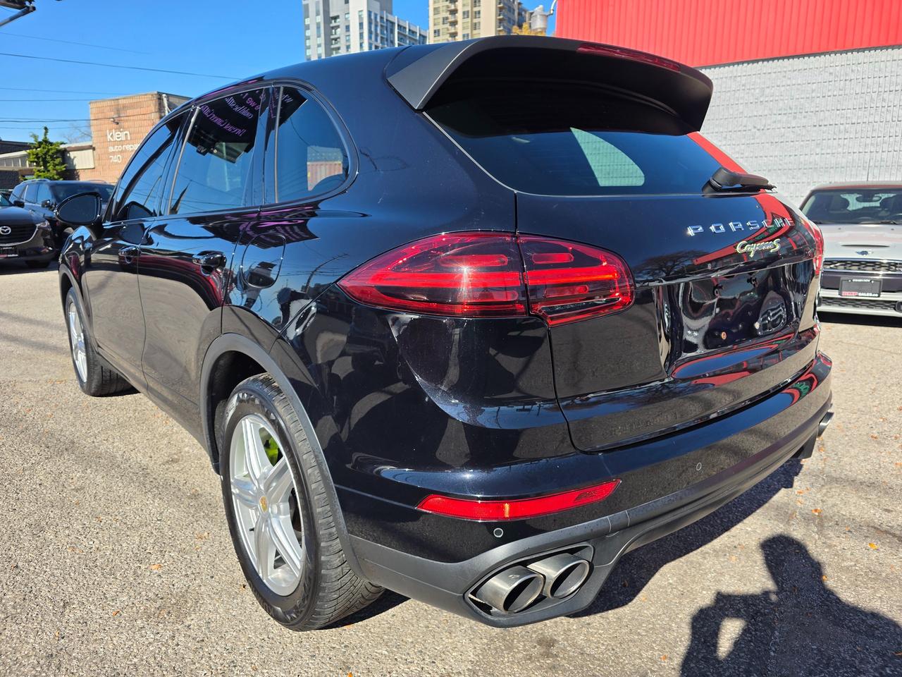 2015 Porsche Cayenne S e-Hybrid AWD Photo