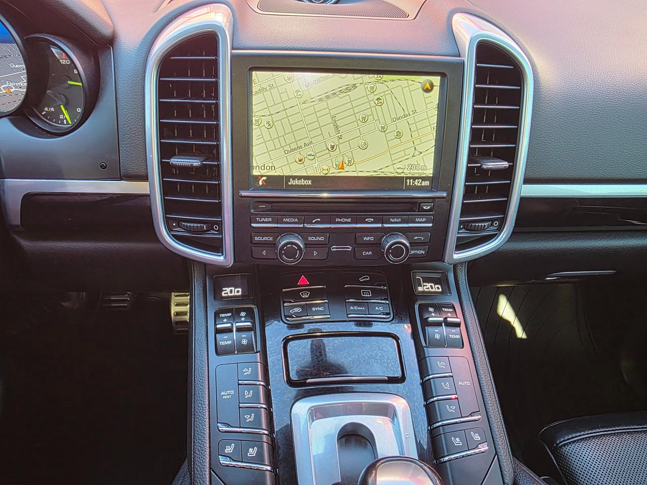 2015 Porsche Cayenne S e-Hybrid AWD Photo