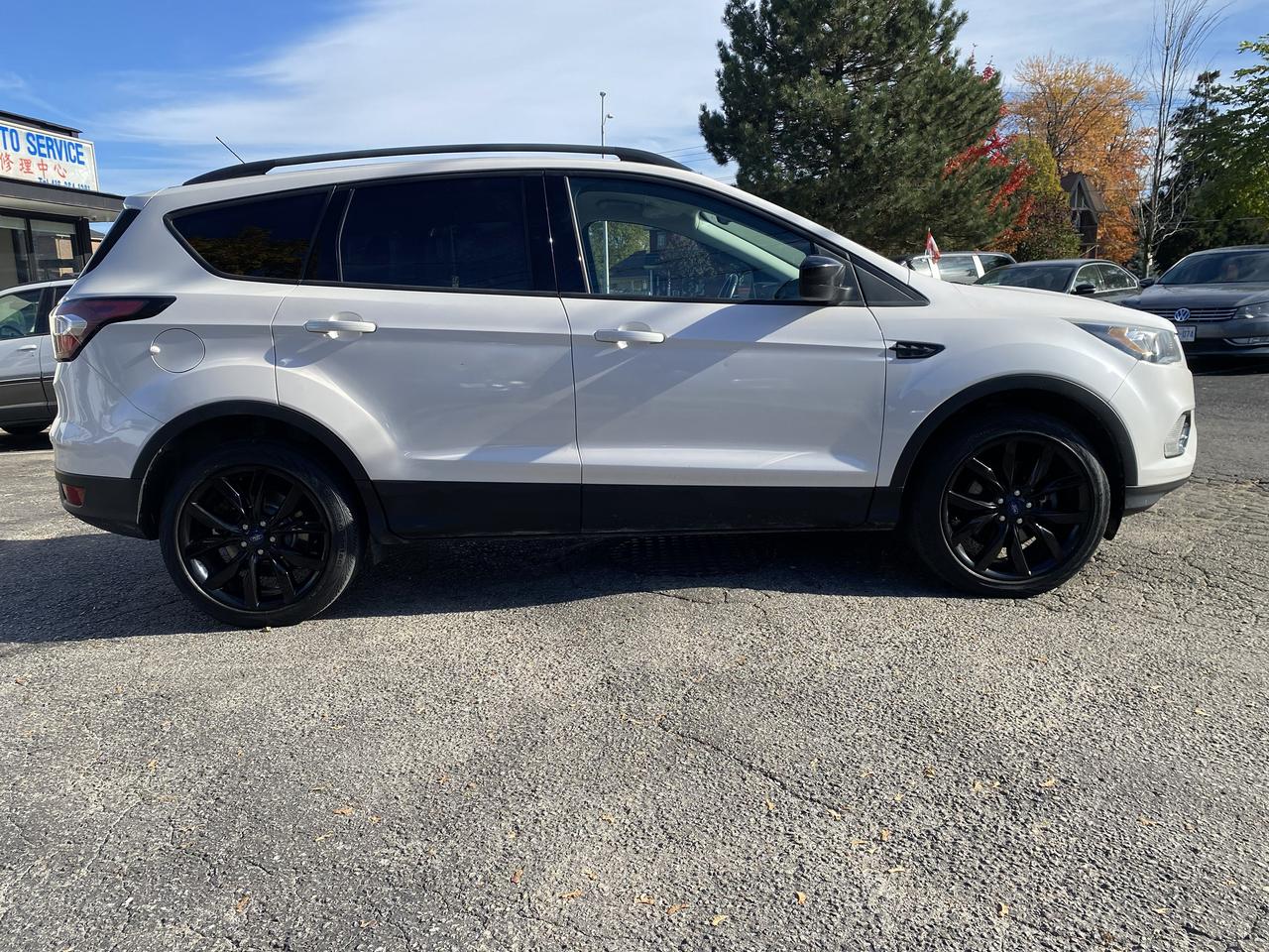 2017 Ford Escape Accident Free/1Owner/AWD/Gas Saver/Bck Camera Photo