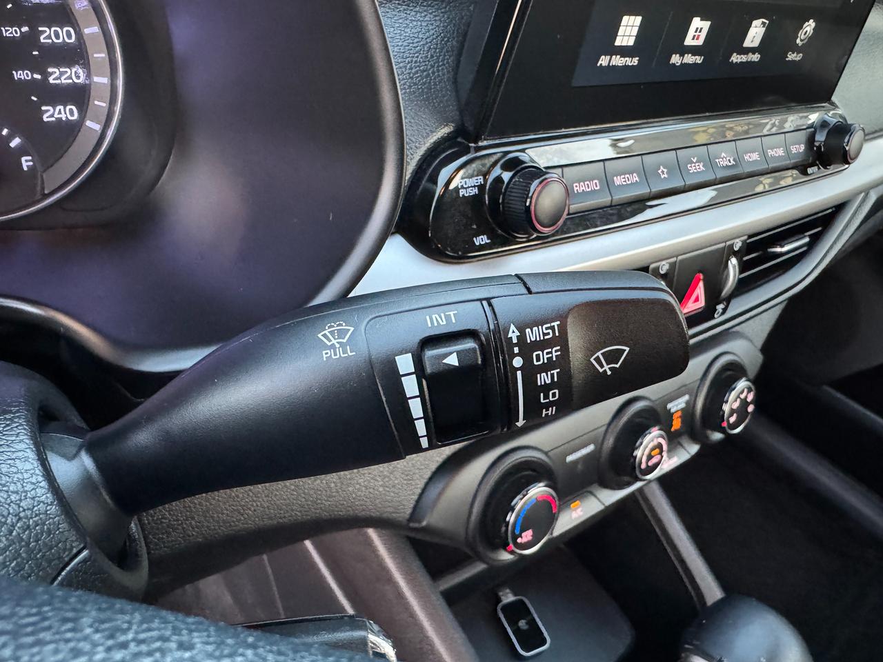 2021 Kia Forte LX+CLEAN CARFAX+APPLEPLAY Photo