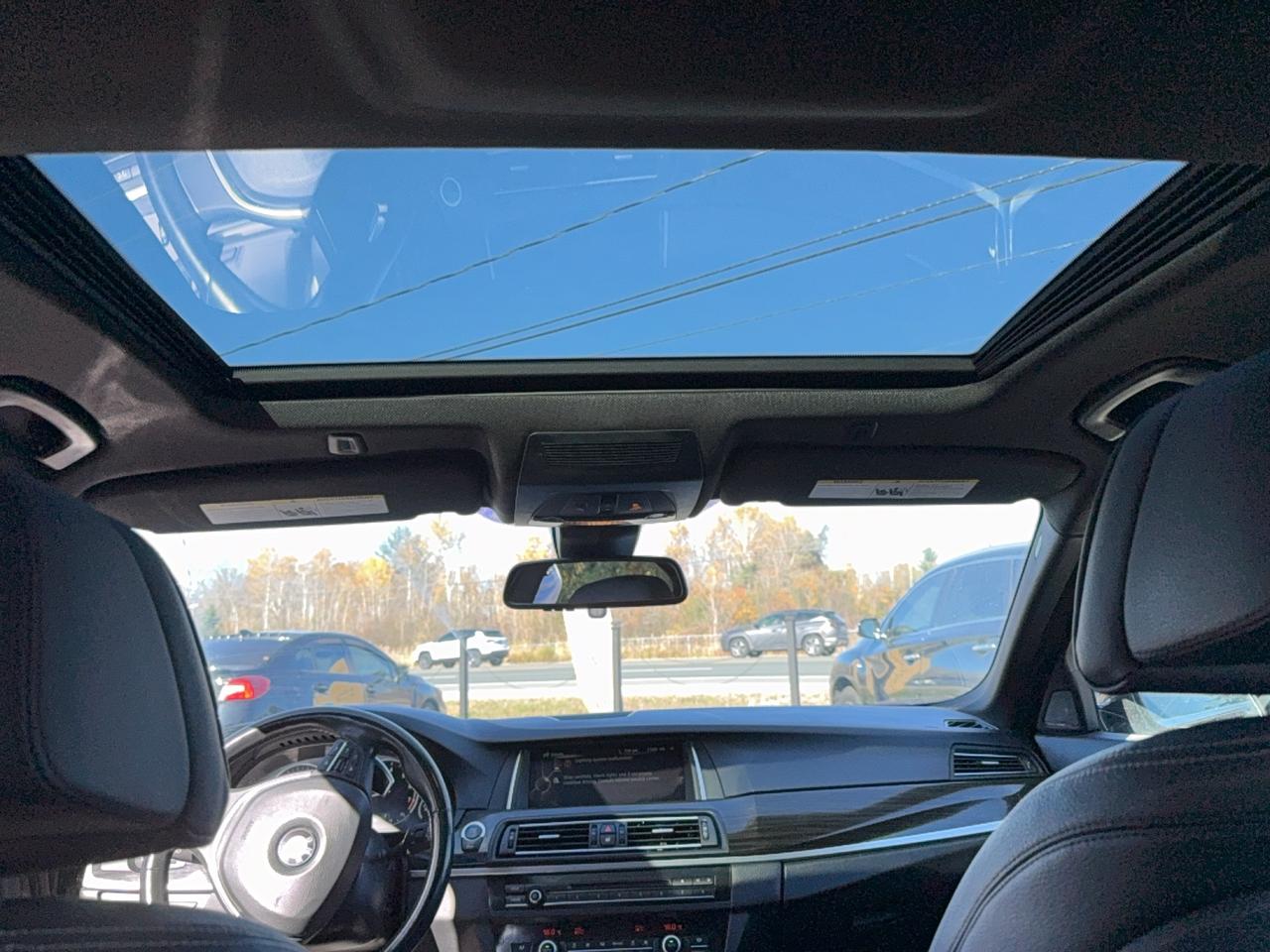2014 BMW 5 Series 550i xDrive Photo