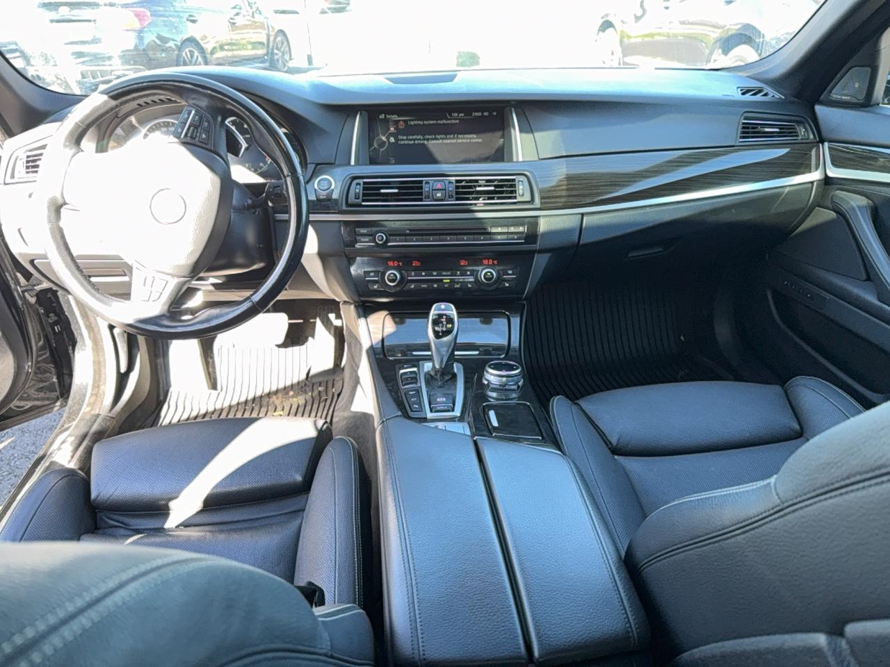 2014 BMW 5 Series 550i xDrive Photo