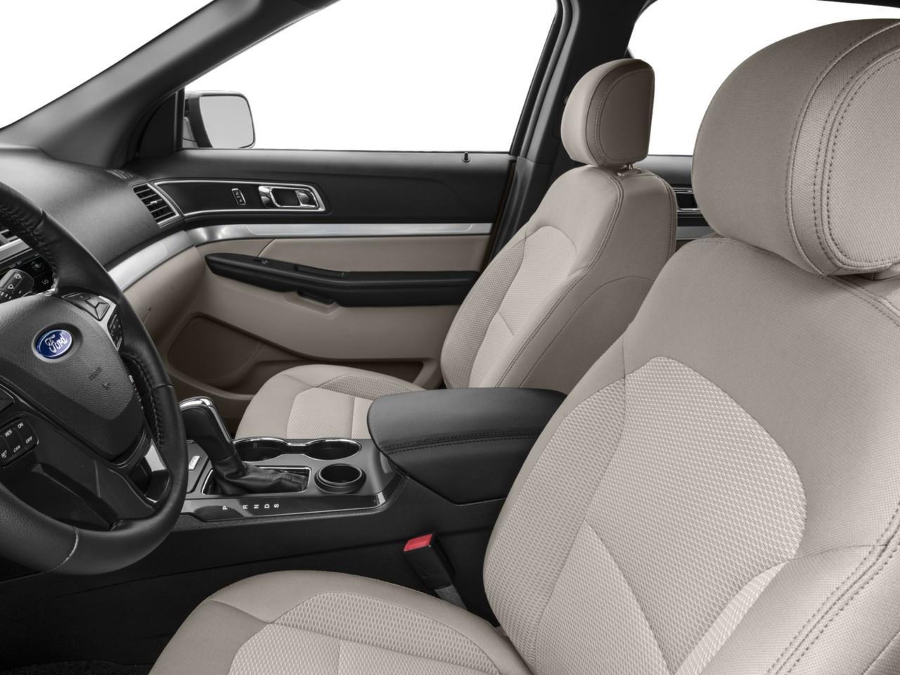 2017 Ford Explorer XLT Leather | Roof | 6 Pass. | 4WD | Photo