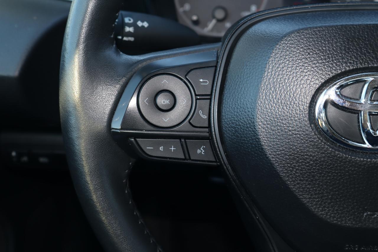 2025 Toyota Corolla LE CVT Photo