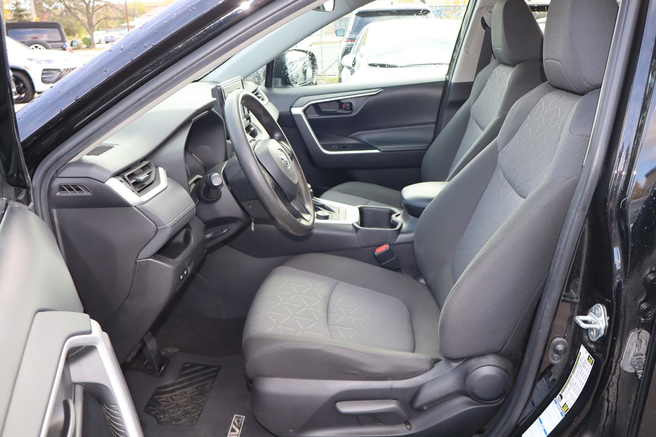 2022 Toyota RAV4 Hybrid LE AWD Photo