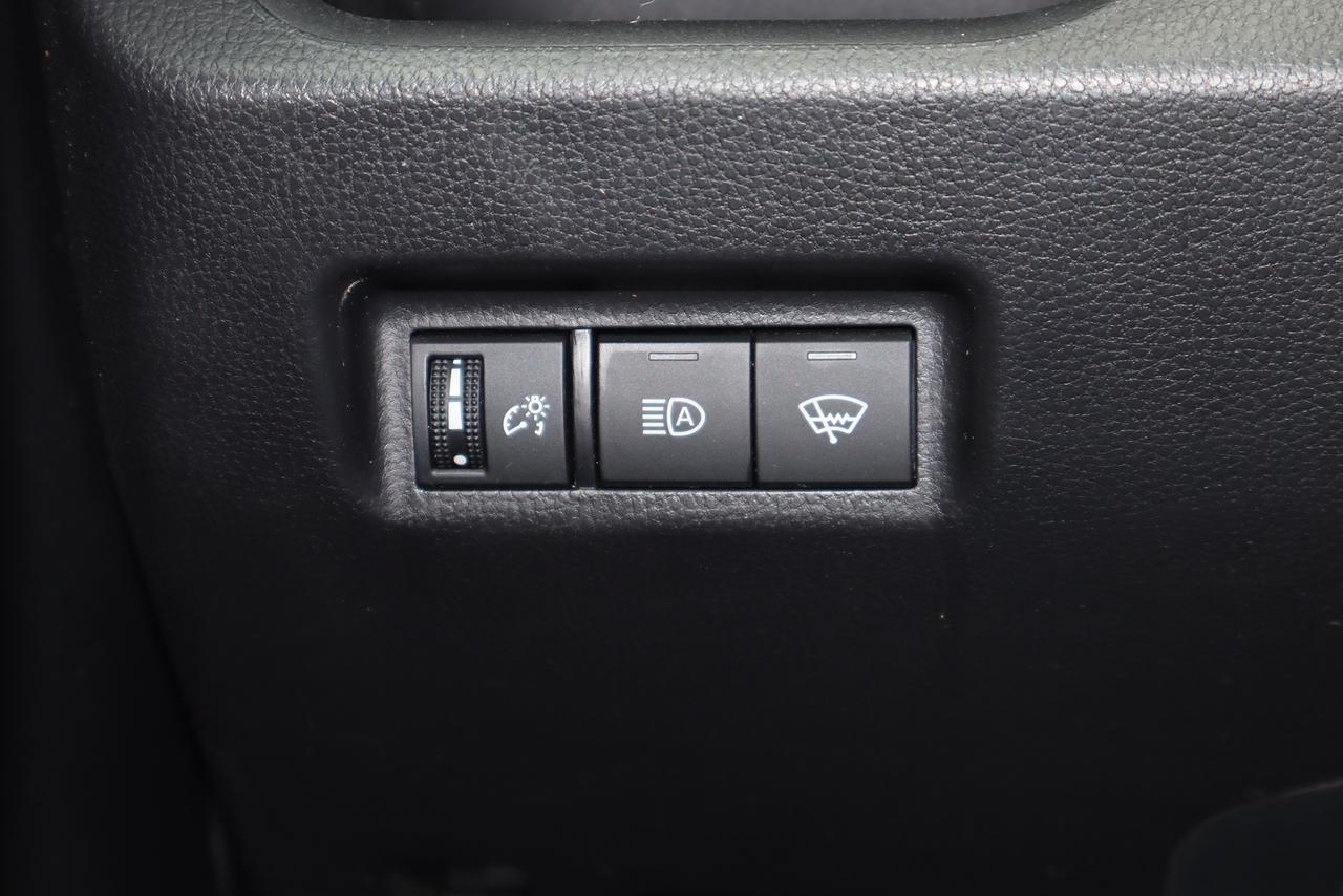 2022 Toyota RAV4 Hybrid LE AWD Photo