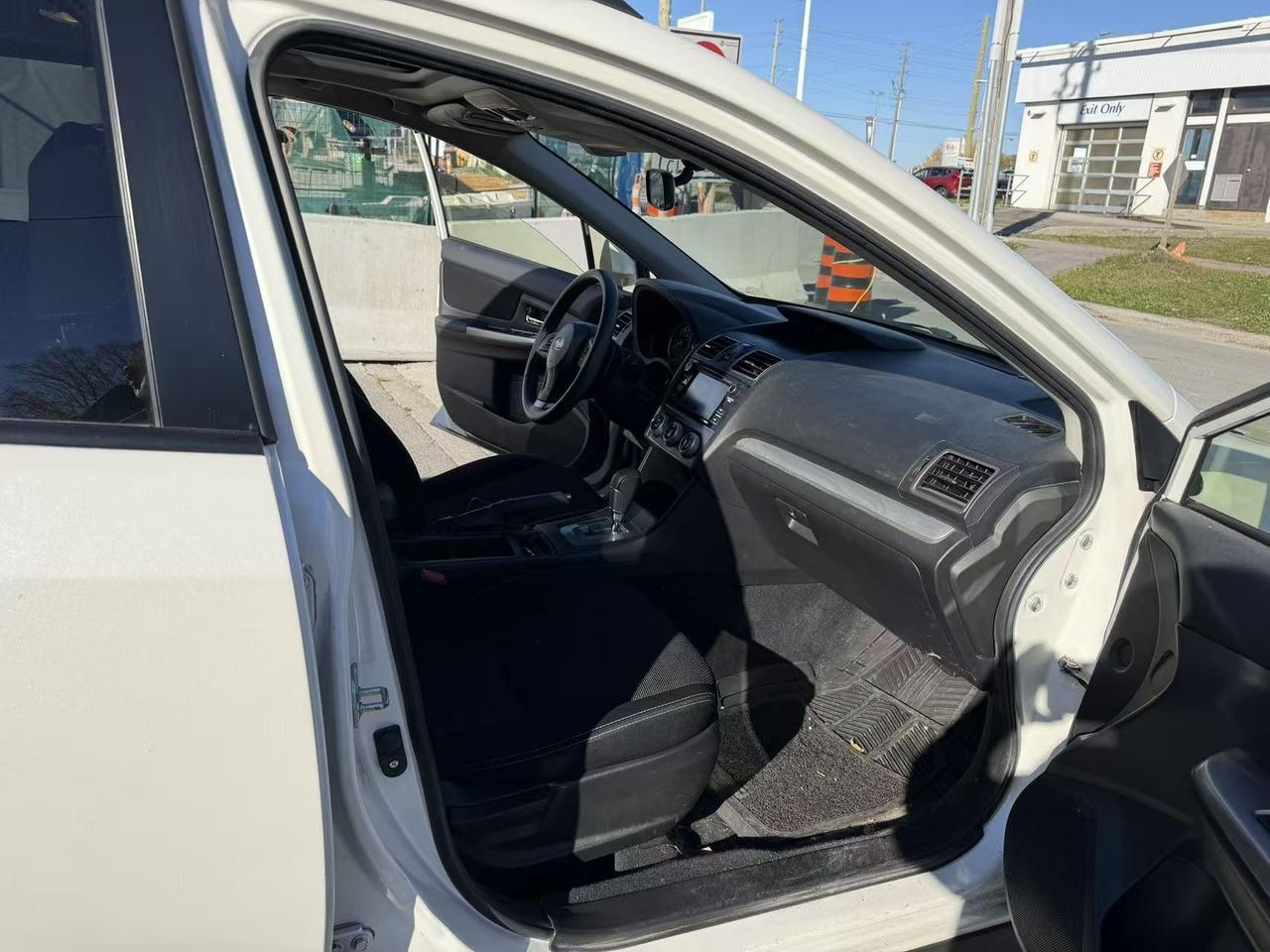 2015 Subaru XV Crosstrek 2.0i w/Sport/Tech Pkg Photo