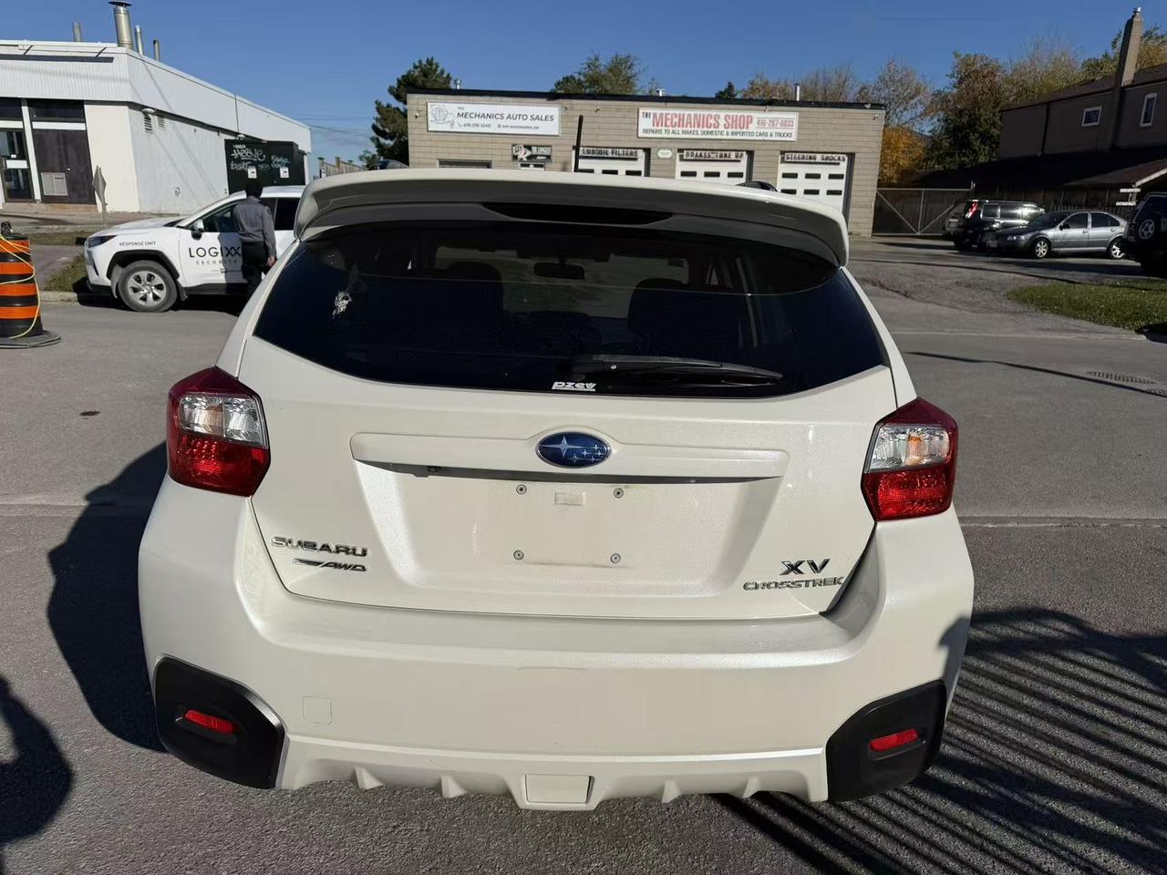 2015 Subaru XV Crosstrek 2.0i w/Sport/Tech Pkg Photo
