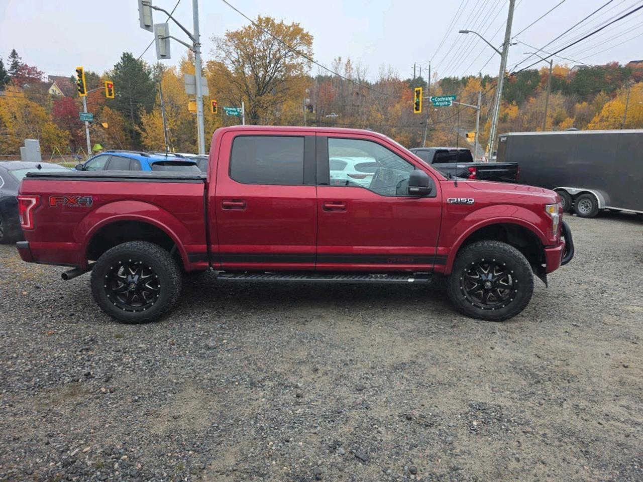2017 Ford F-150 XLT LIFTED SPORT Photo