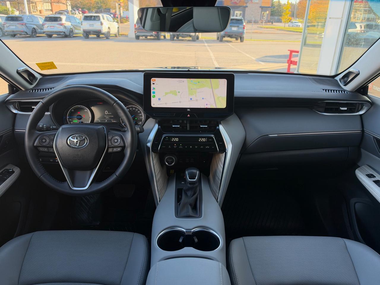 2023 Toyota Venza XLE-ONE OWNER-BOUGHT+SERVICED HERE! Photo