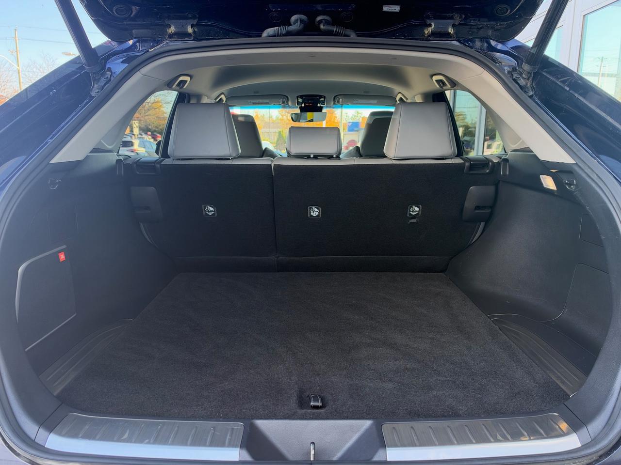 2023 Toyota Venza XLE-ONE OWNER-BOUGHT+SERVICED HERE! Photo