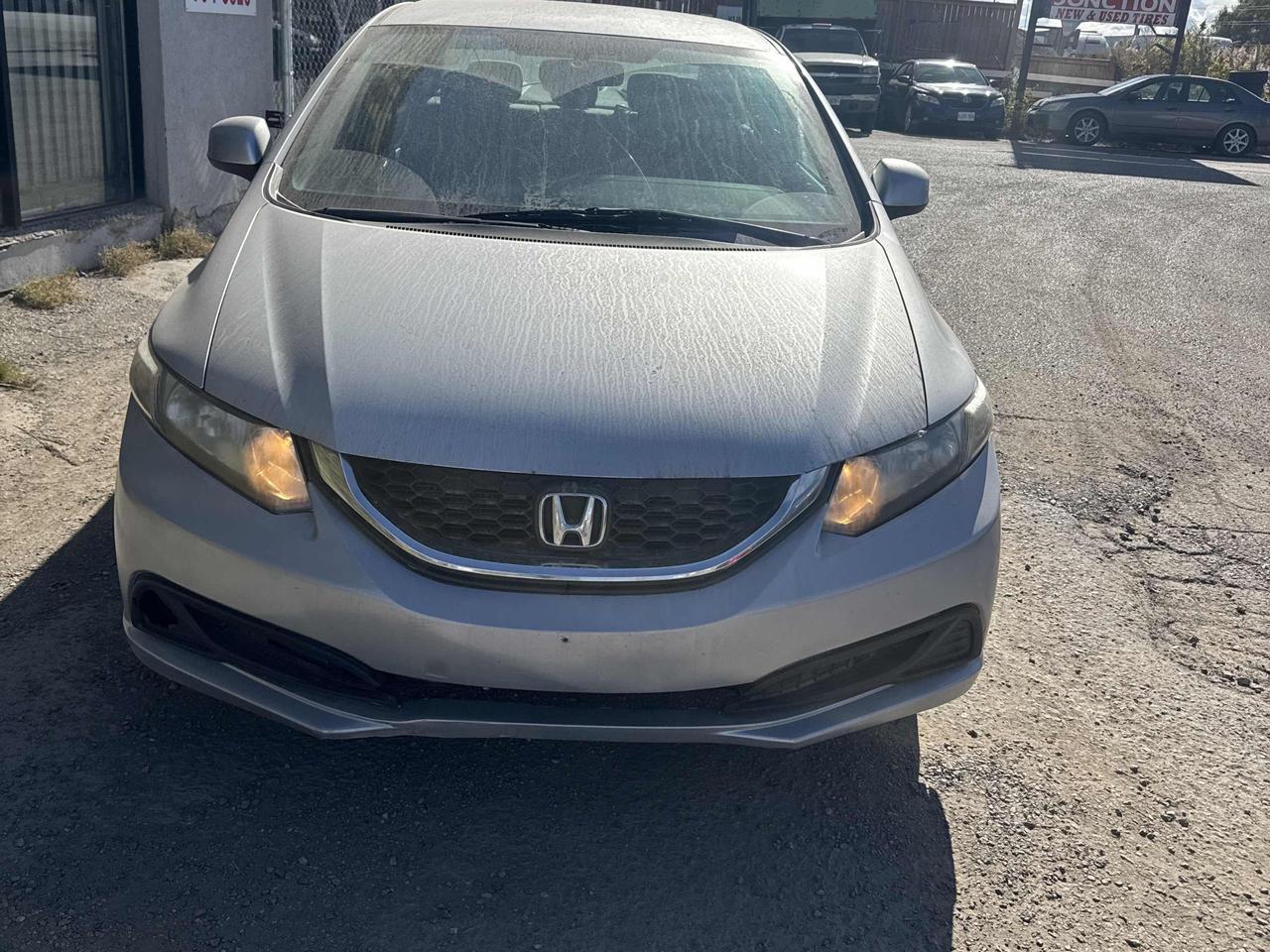 2013 Honda Civic LX Photo4