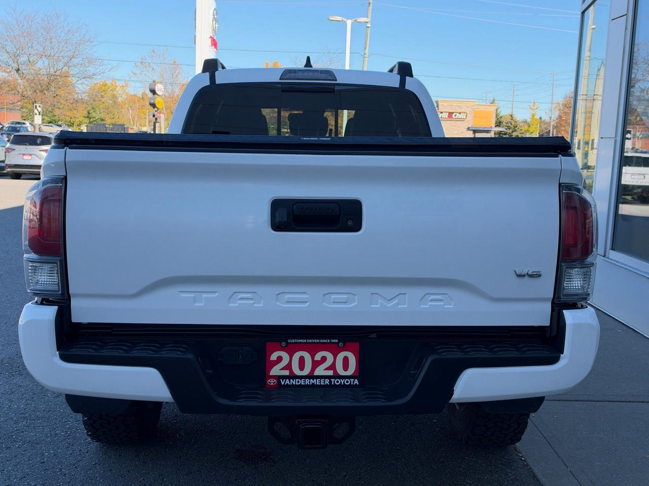 2020 Toyota Tacoma TRD SPORT-DLR SERVICED+CLEAN CARFAX! Photo