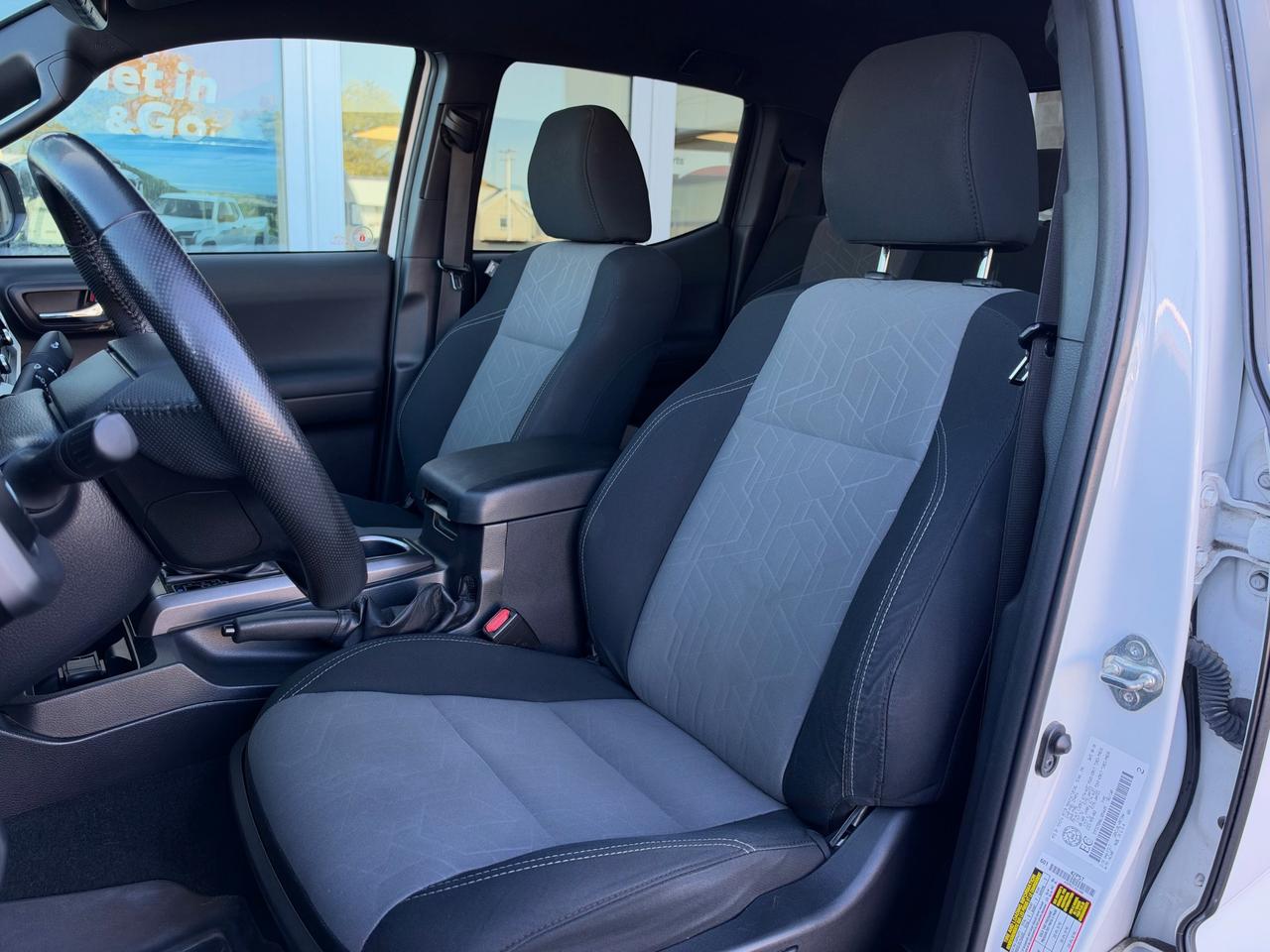 2020 Toyota Tacoma TRD SPORT-DLR SERVICED+CLEAN CARFAX! Photo