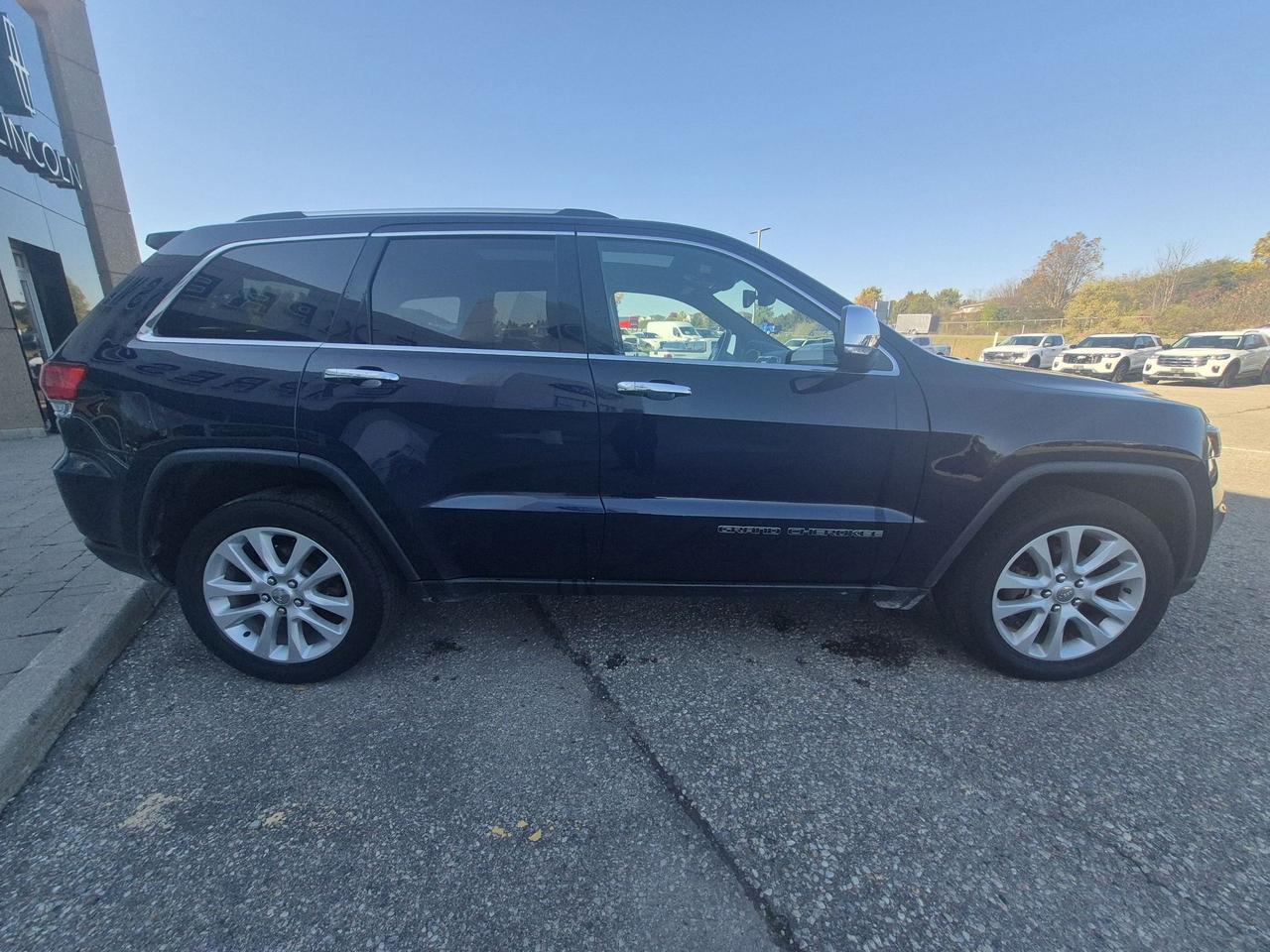 2017 Jeep Grand Cherokee 4x4 Limited Photo3