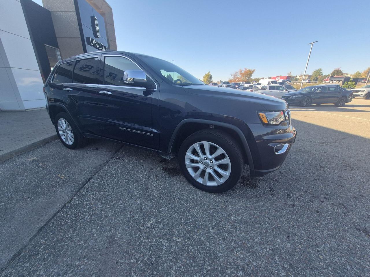 2017 Jeep Grand Cherokee 4x4 Limited Photo2