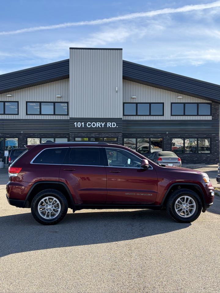 2018 Jeep Grand Cherokee Laredo - Photo #5