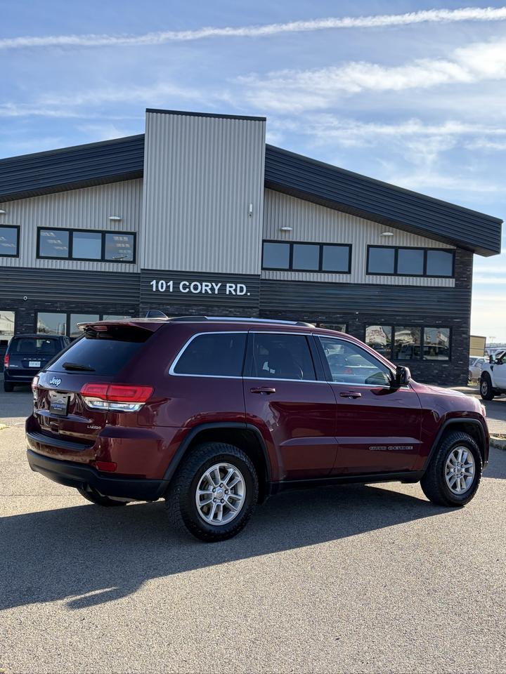 2018 Jeep Grand Cherokee Laredo - Photo #6