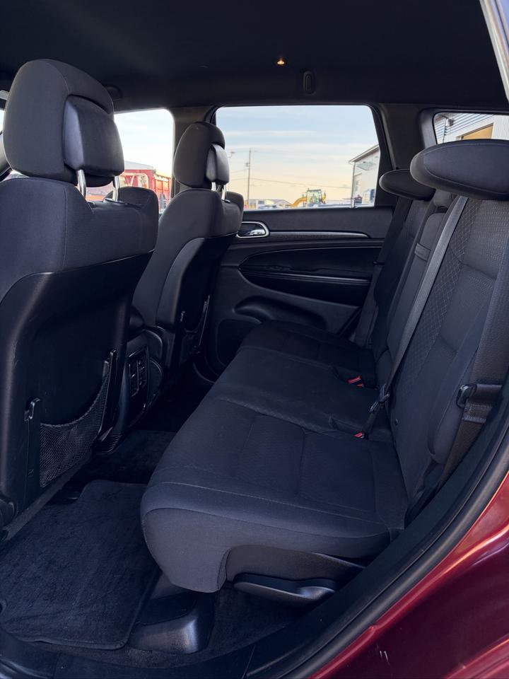 2018 Jeep Grand Cherokee Laredo Photo