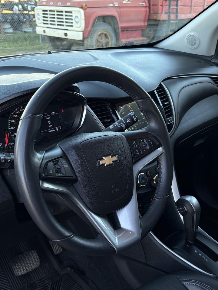 2019 Chevrolet Trax LT Photo