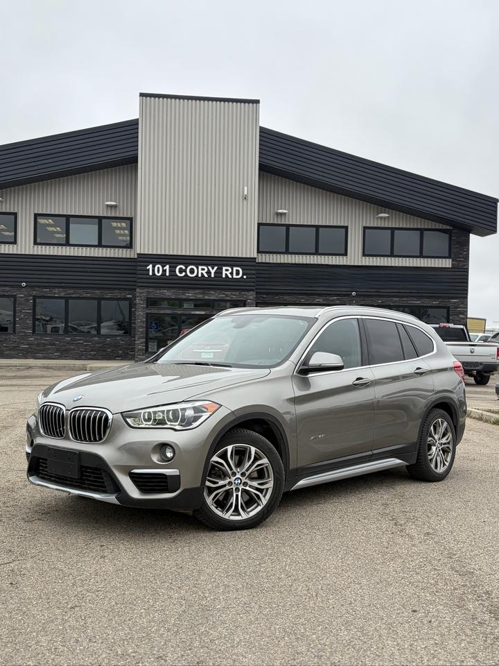 2017 BMW X1 xDrive28i Photo
