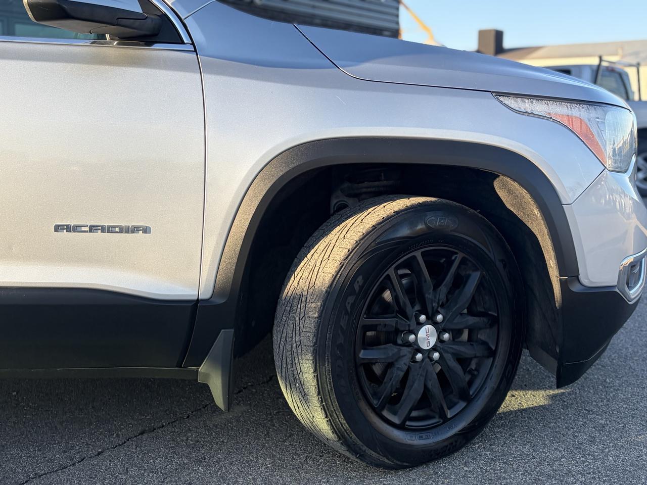 2018 GMC Acadia SLT Photo
