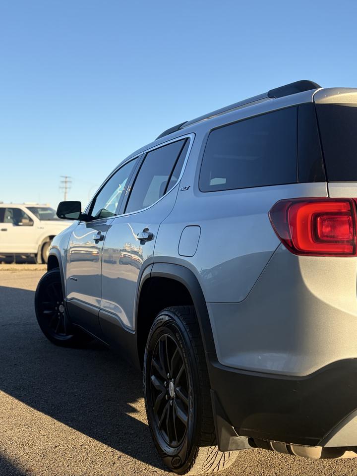 2018 GMC Acadia SLT Photo