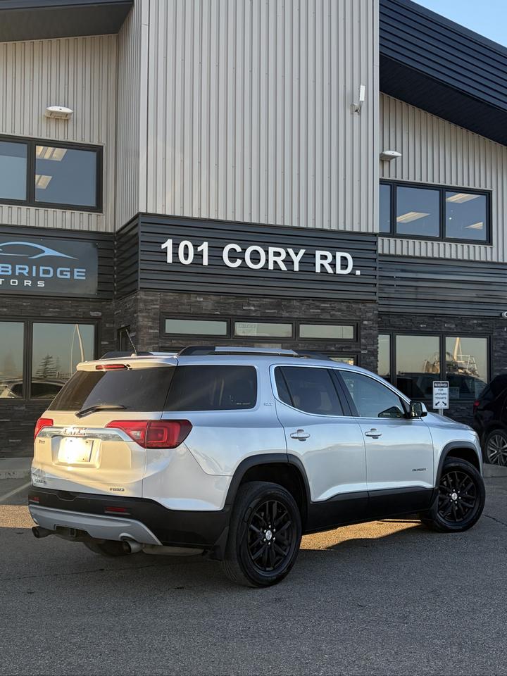 2018 GMC Acadia SLT - Photo #8