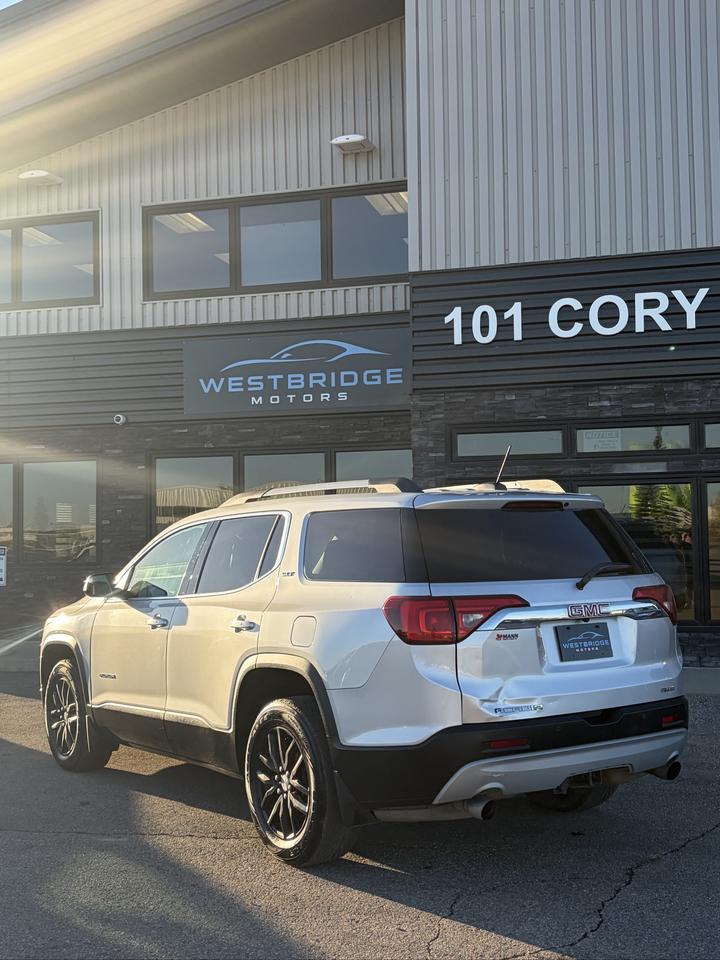 2018 GMC Acadia SLT Photo