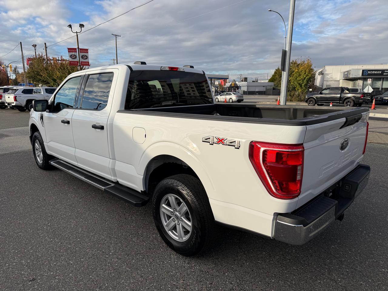 2023 Ford F-150 XLT Photo