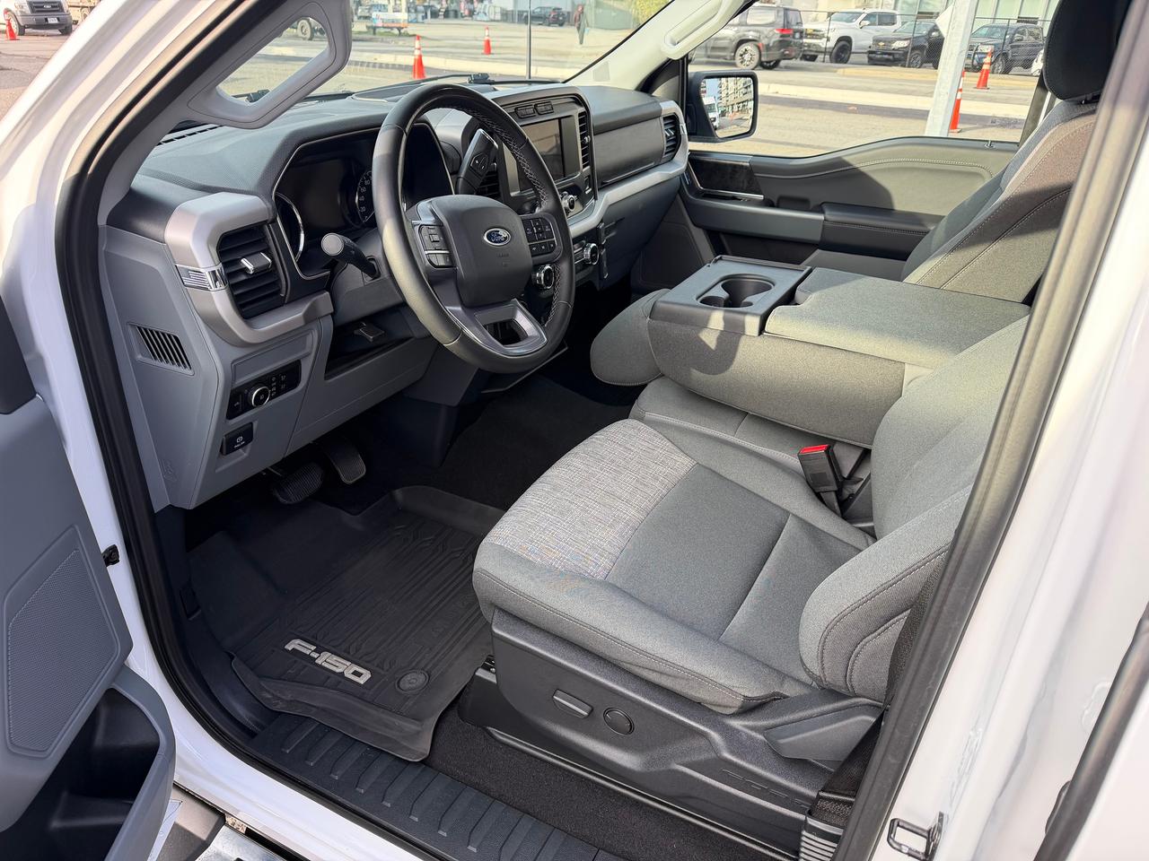 2023 Ford F-150 XLT Photo