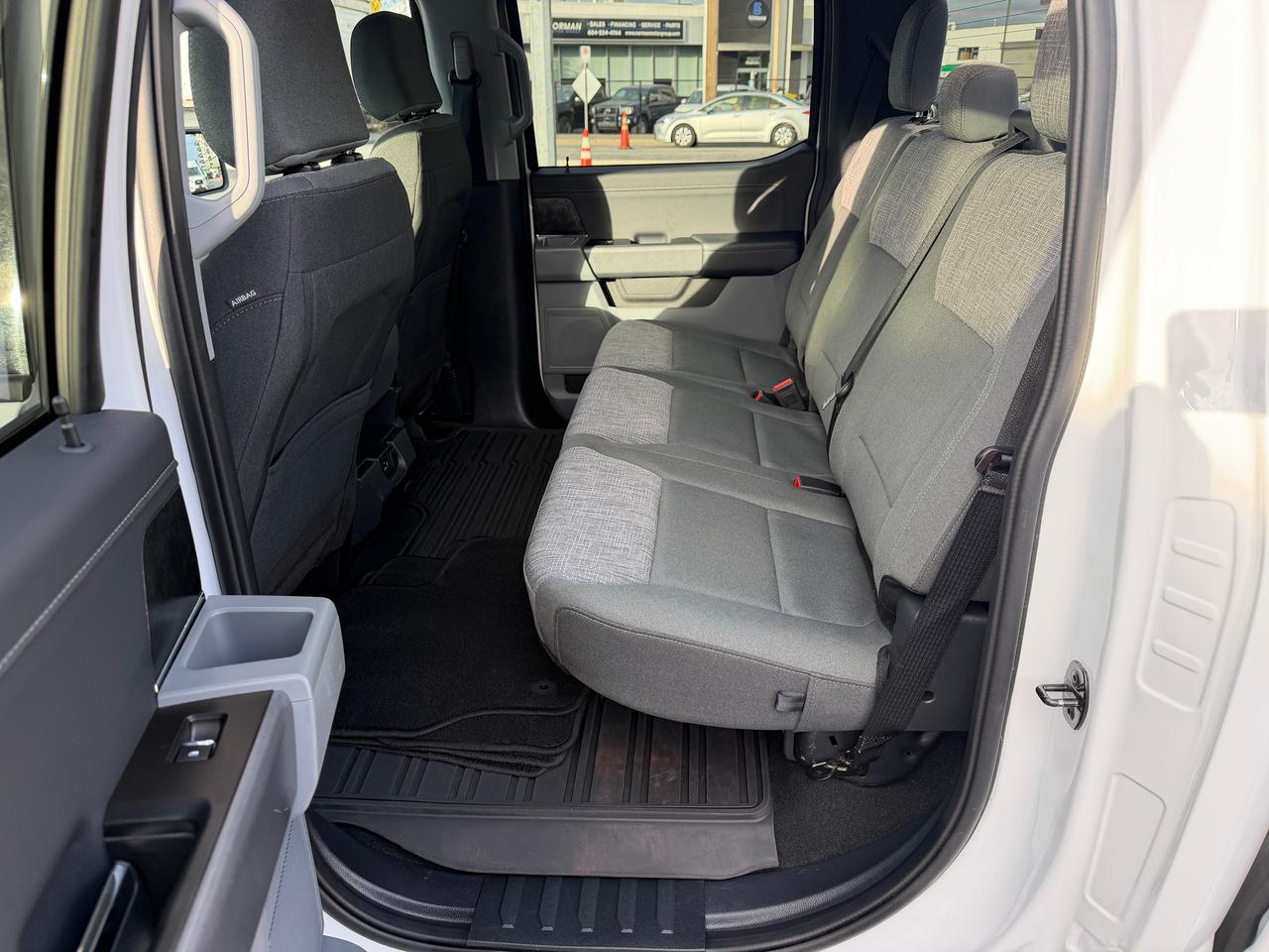 2023 Ford F-150 XLT Photo