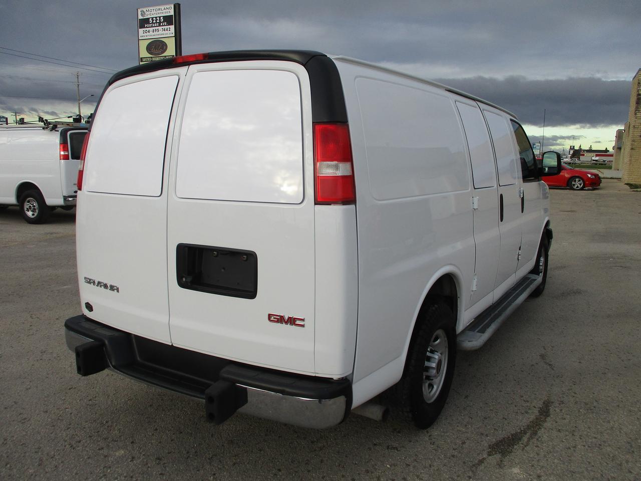 2019 GMC Savana Cargo Van