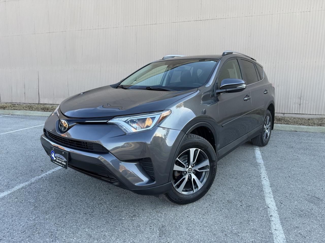 2018 Toyota RAV4 LE AWD