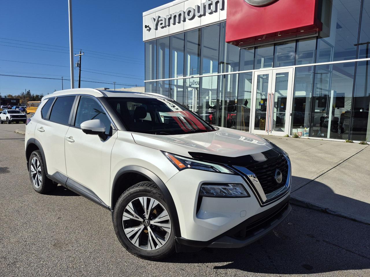 2022 Nissan Rogue SV Photo