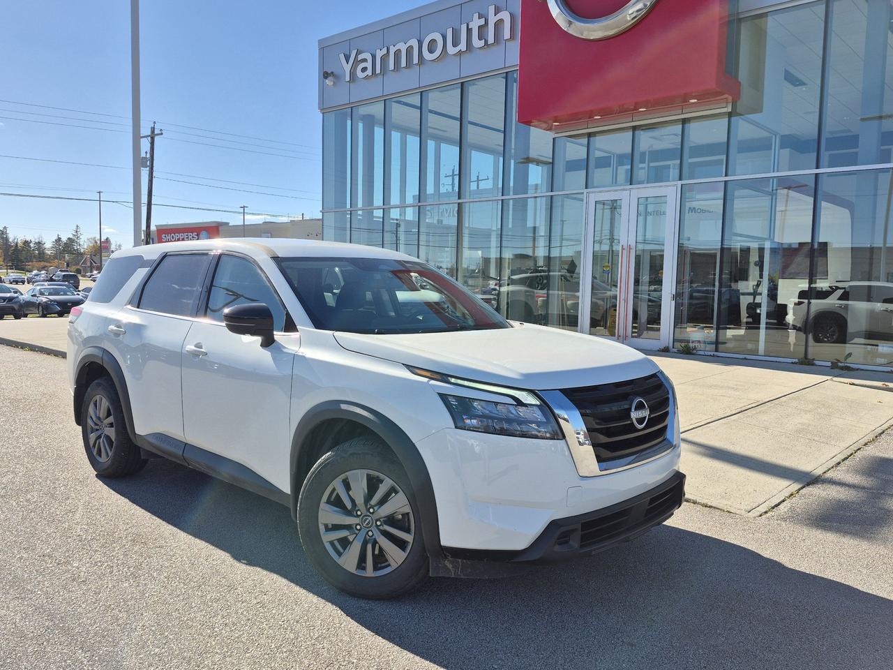 2024 Nissan Pathfinder S Photo