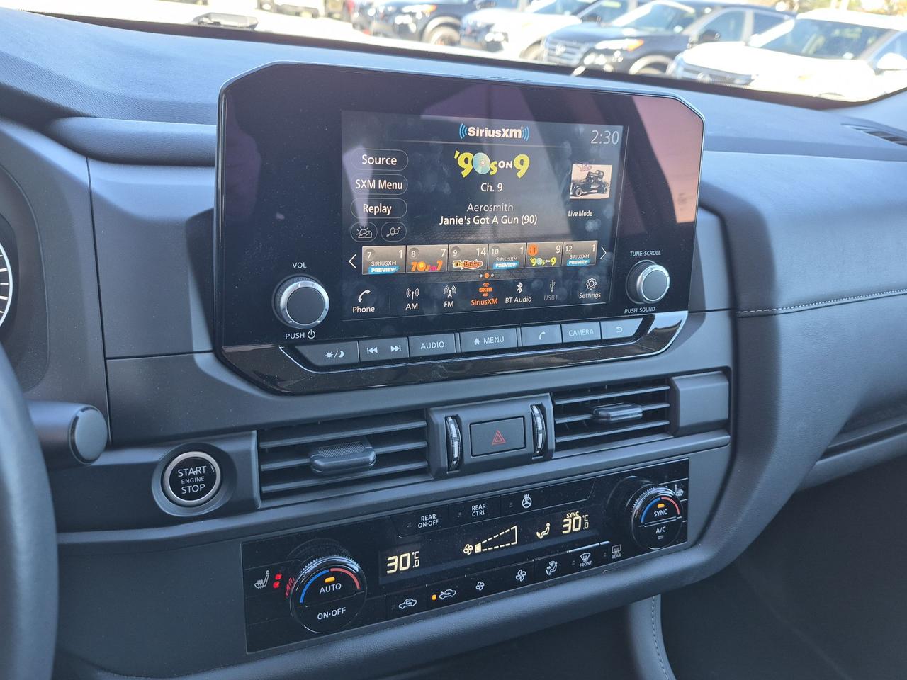 2024 Nissan Pathfinder S Photo
