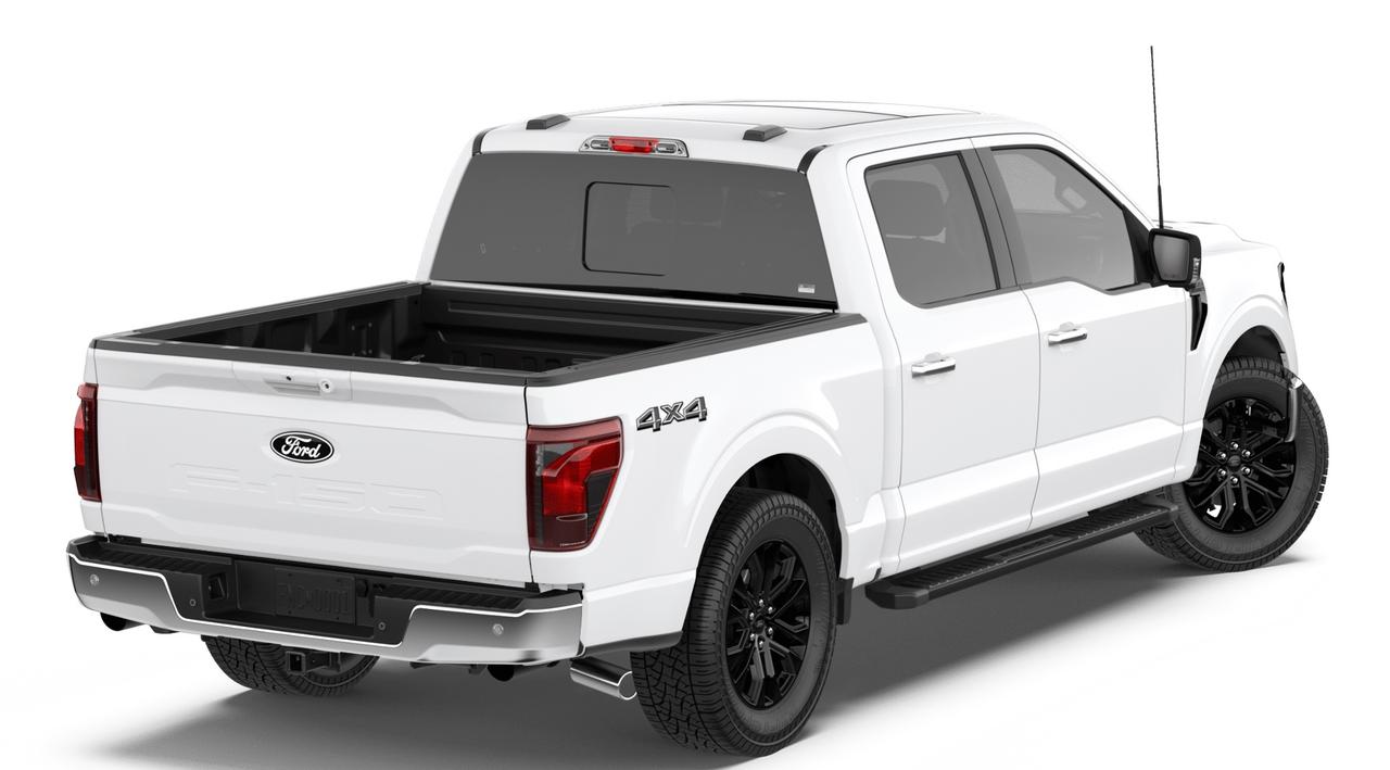 2026 Ford F-150 XLT 4WD SuperCrew 5.5' Box Photo2