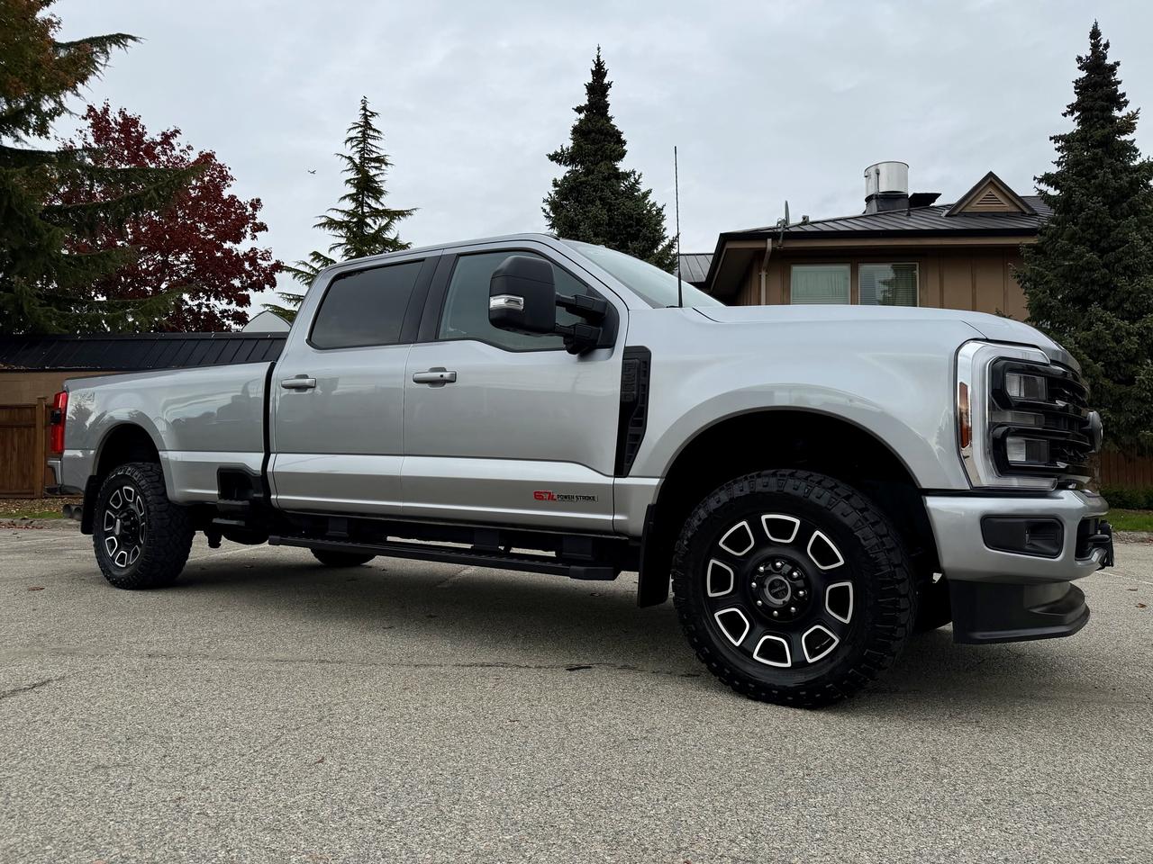 2024 Ford SUPER DUTY F-350 SRW PREMIUM FX4 BLACK APP 6.7L HIGH-OUT DIESEL LB 4WD - Photo #1