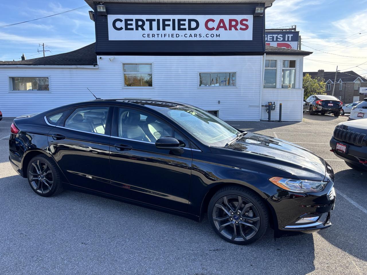 2018 Ford Fusion SE ** HTD SEATS, NAV, BACK CAM **