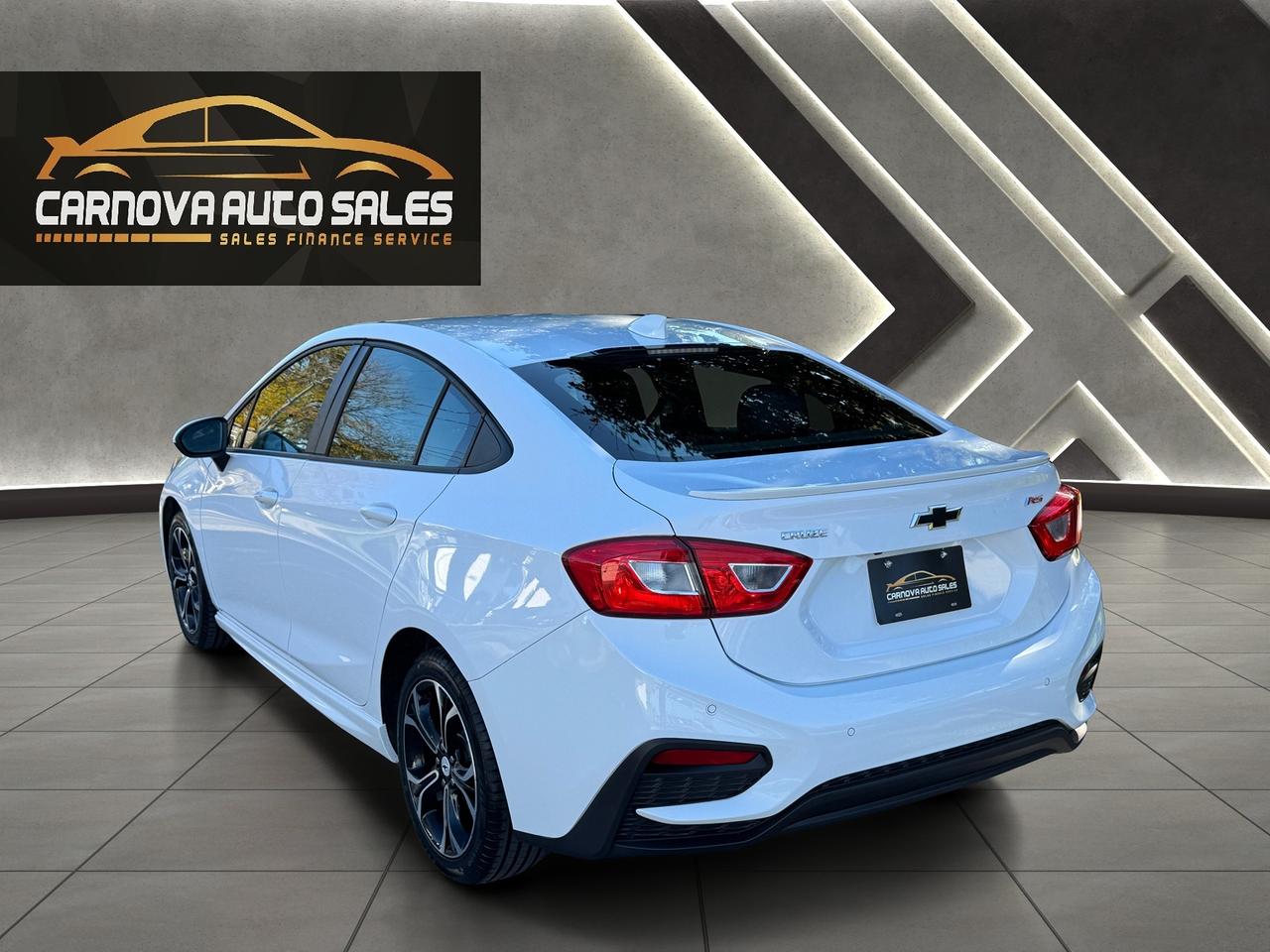 2019 Chevrolet Cruze LT+ONE OWNER+CLEAN CARFAX *LOW KMS* Photo