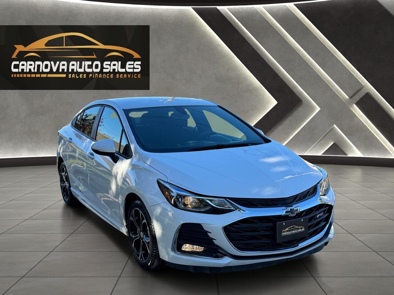 2019 Chevrolet Cruze LT+ONE OWNER+CLEAN CARFAX *LOW KMS* Photo