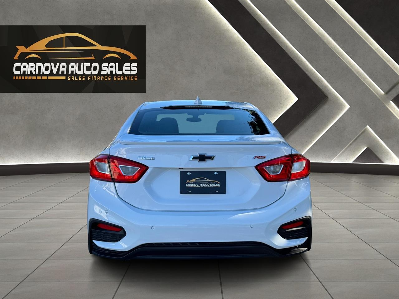 2019 Chevrolet Cruze LT+ONE OWNER+CLEAN CARFAX *LOW KMS* Photo